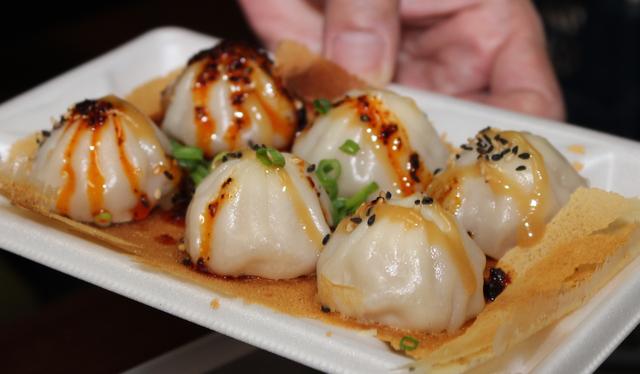画像: M-08　羽根つき焼小籠包 鼎's（Din's）