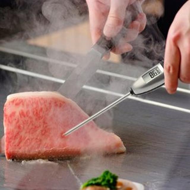 画像: Amazon｜ThermoPro【改良版】キッチン料理温度計 デジタルクッキング温度計 油 お肉 ミルク 天ぷら コーヒー 揚げ物 お茶 バーベキューなどの温度管理 サーモメーター ステンレス製小型 TP02S｜クッキング温度計 オンライン通販