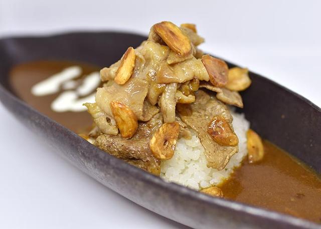 画像: 壽家 「厳選福島牛 肉の孤島カレー」