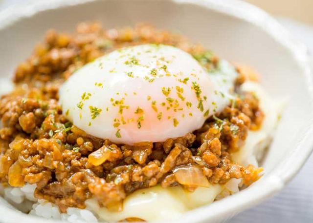 画像: 「まるでハンバーグ！？デミバーグ丼」